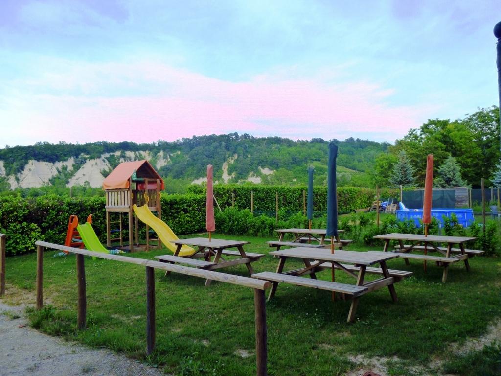 Agriturismo I Calanchi Villa Bastia Mondovi Luaran gambar
